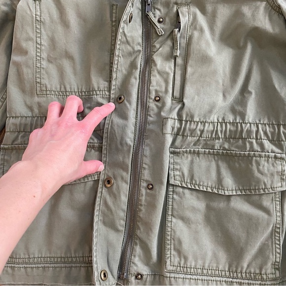 Madewell Passage Jacket in Desert Olive - Picture 5 of 16
